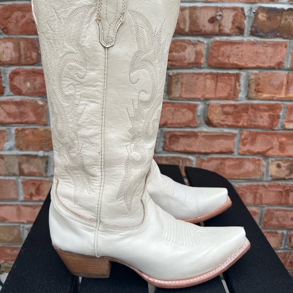 FREEBIRD WOODLAND BEIGE BOOTS - Size 7 - Picture 3 of 12